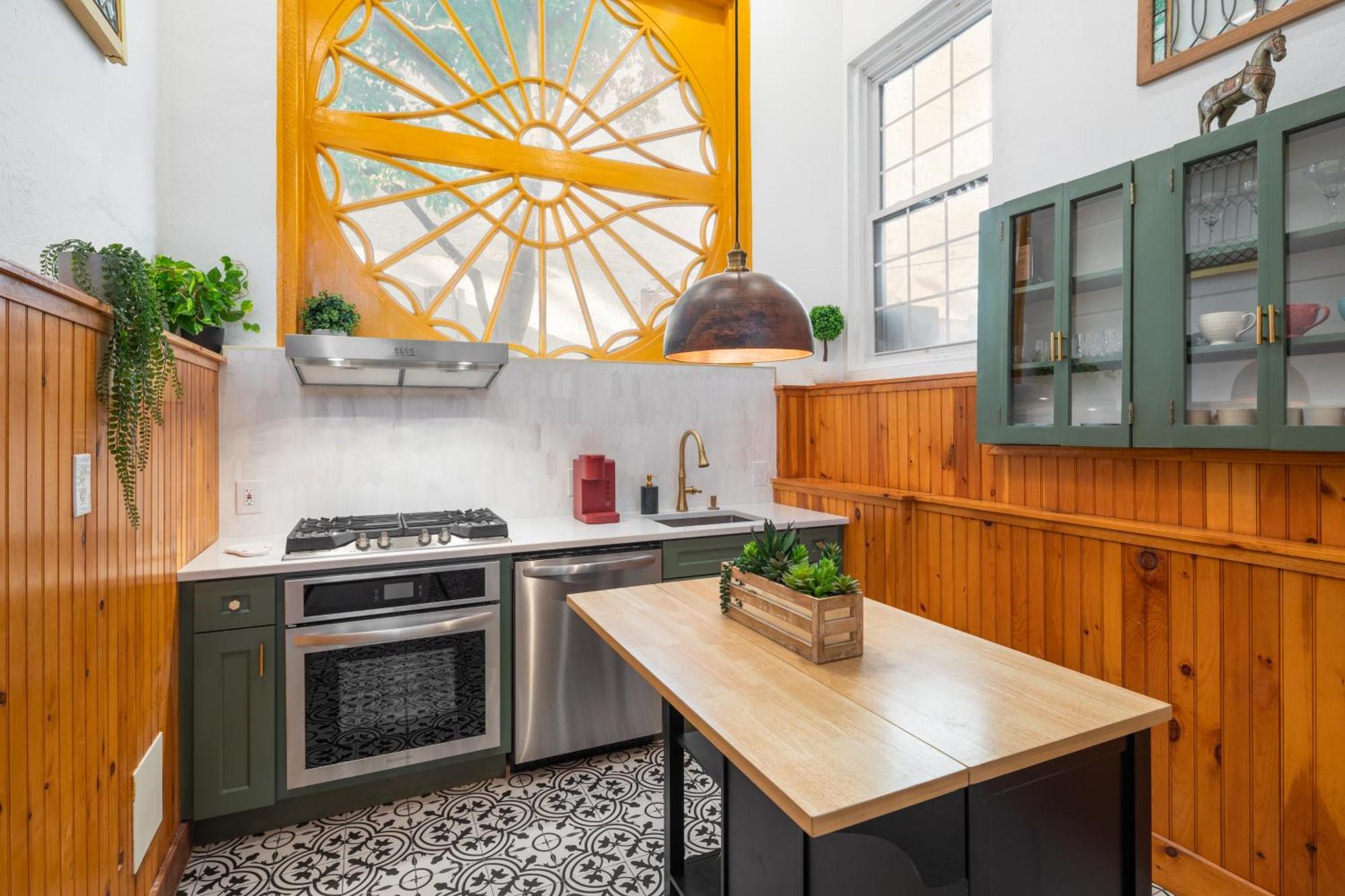 Modern Marvel At * Philadelphia